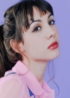 Hannah Marks nude scenes profile