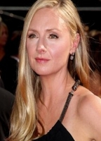 Boobs hope davis 7 Pictures