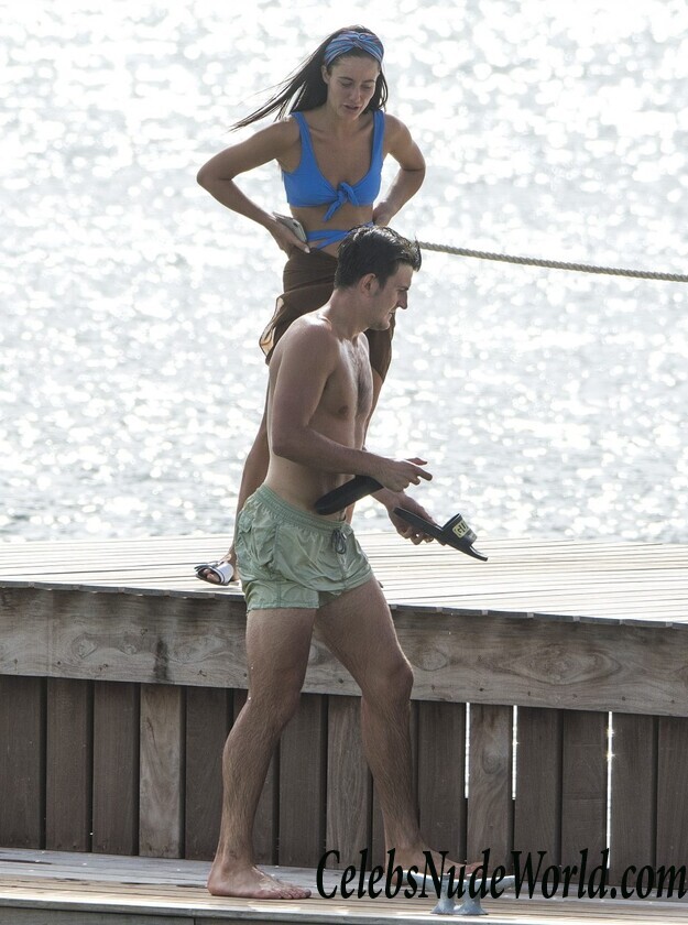 Fern Hawkins Sexy 100069