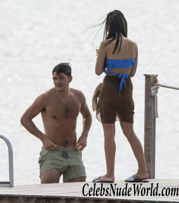 Fern Hawkins Sexy 100077