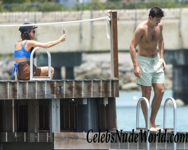 Fern Hawkins Sexy 100095