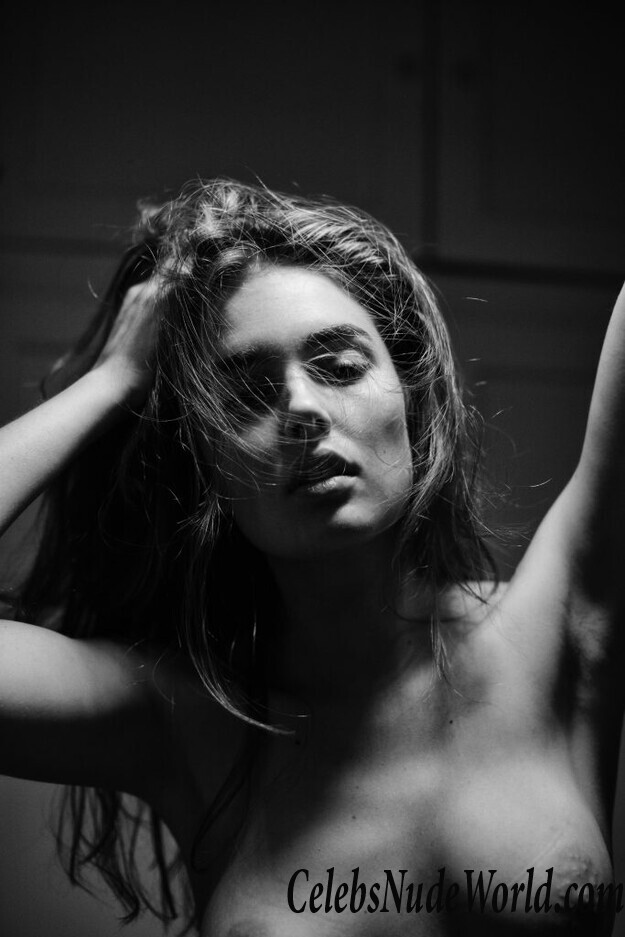Jessica Wall Nude 100367