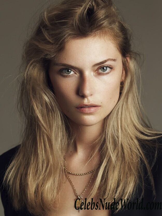 Farah Holt Naked 100500