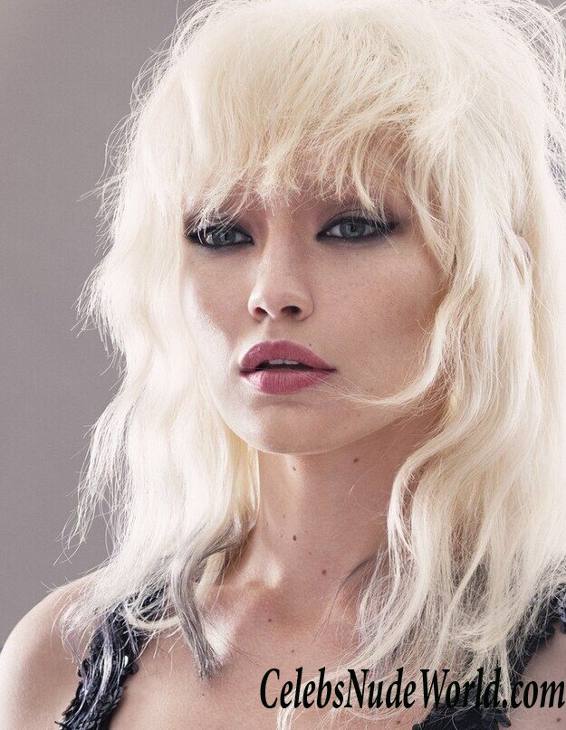 Gigi Hadid Sexy 100789