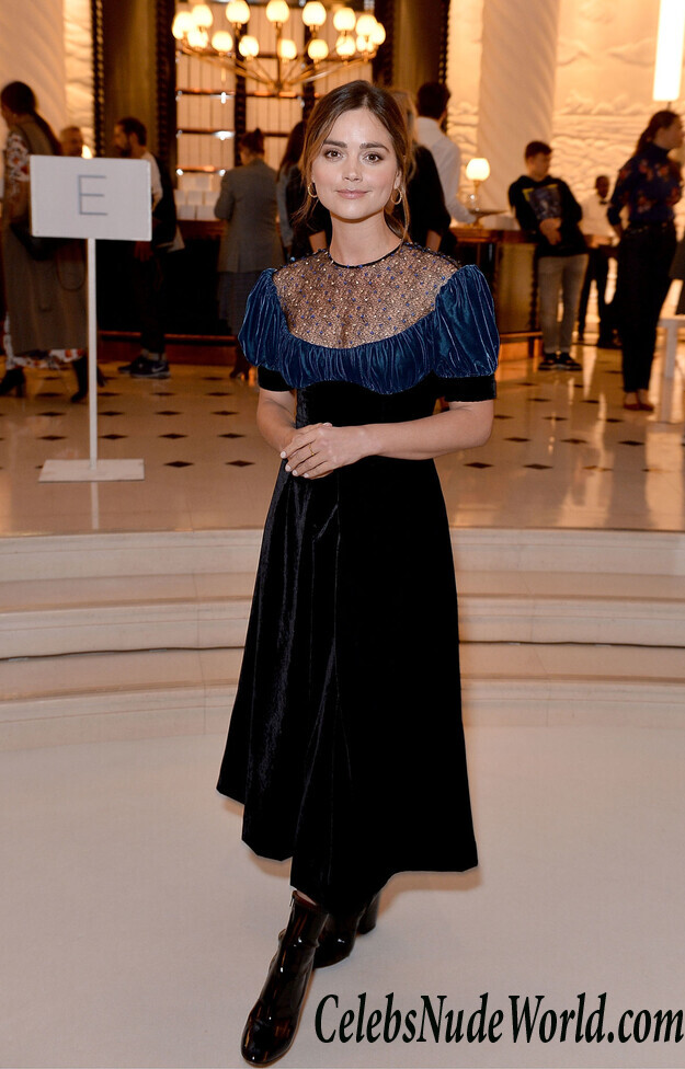 Jenna Louise Coleman Sexy 101136