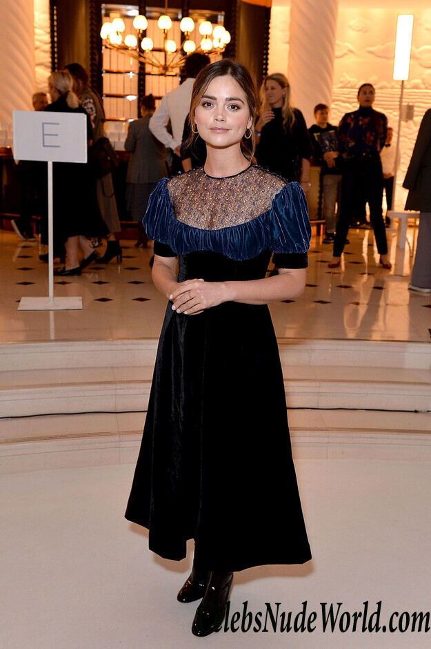 Jenna Louise Coleman Sexy 101141