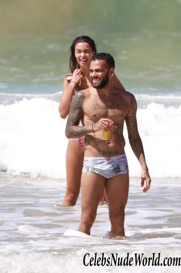 Joana Sanz Bikini 101237