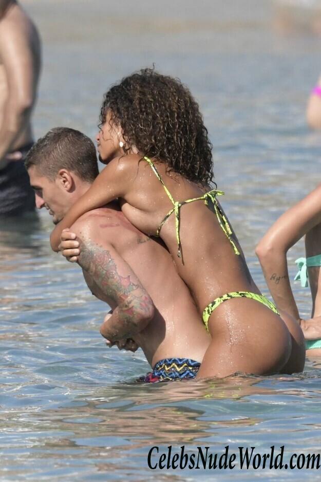 Jessica Aidi Bikini 101522