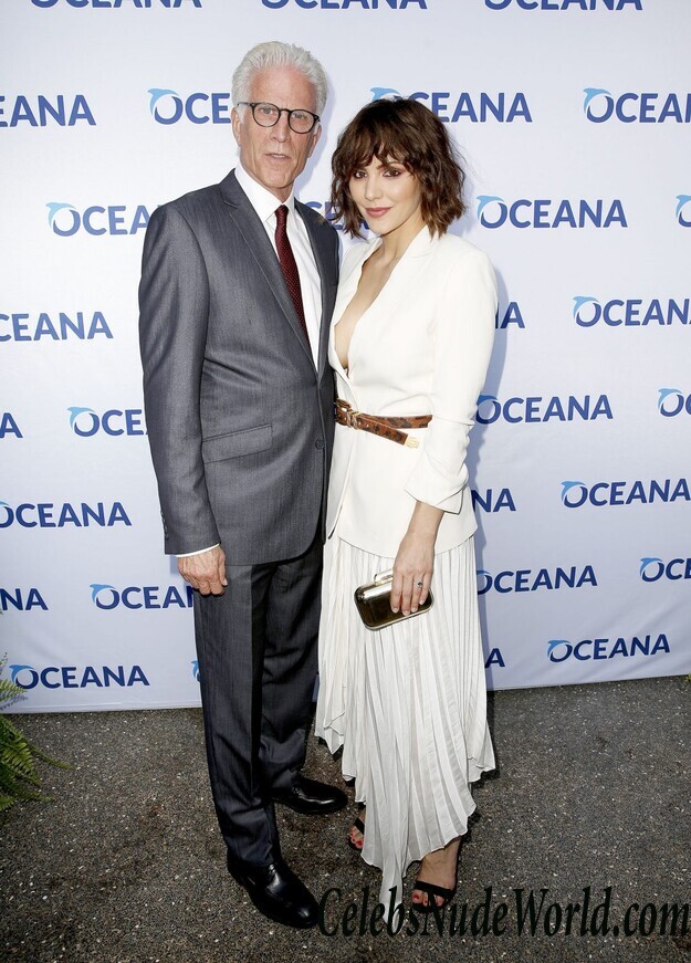 Katharine McPhee Sexy 102223