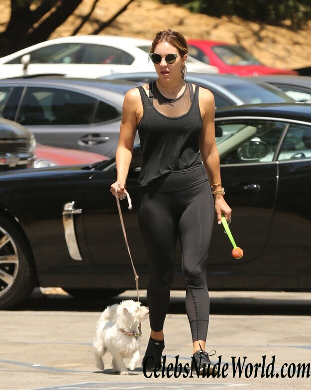 Katharine McPhee Sexy 102229