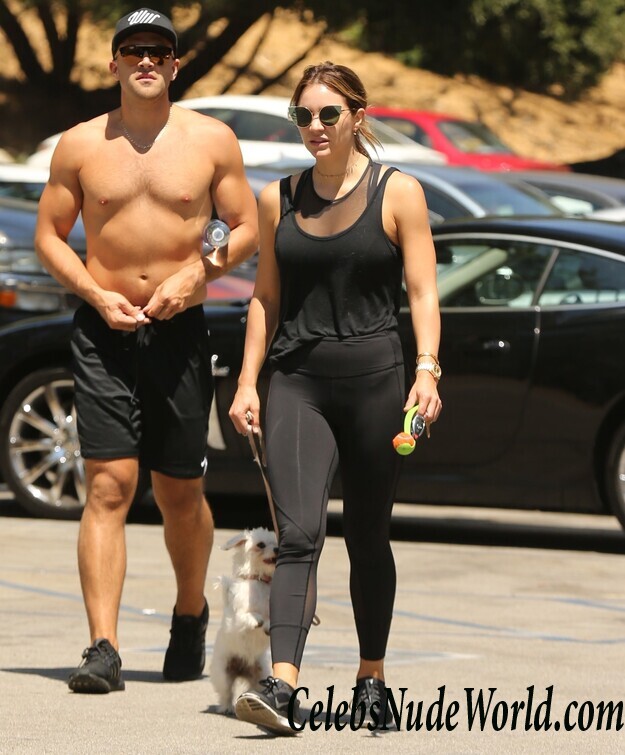 Katharine McPhee Sexy 102231