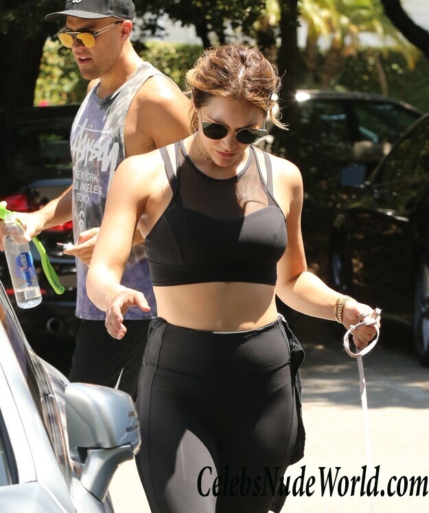 Katharine McPhee Sexy 102237