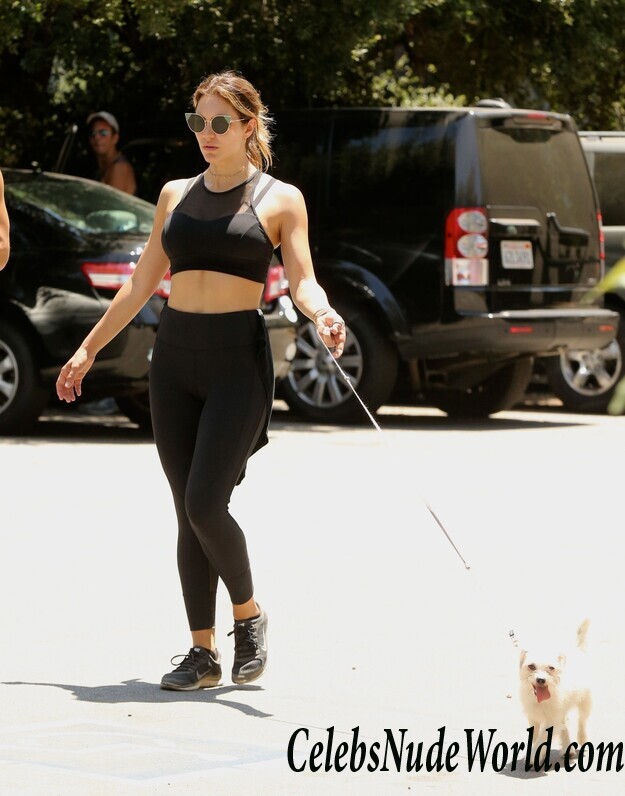 Katharine McPhee Sexy 102239