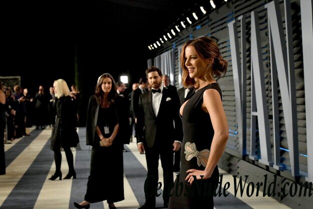 Kate Beckinsale Sexy 102294