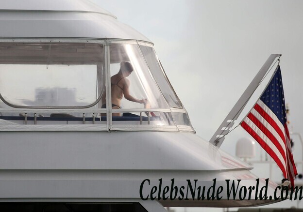 Katie Holmes Bikini 102604