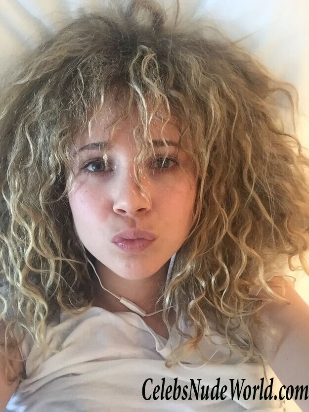 Juno Temple LEAKS 103001