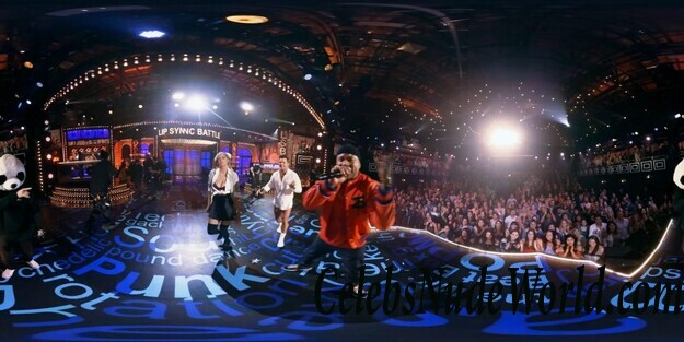 Kate Upton Looks Busty And Sexy 103716