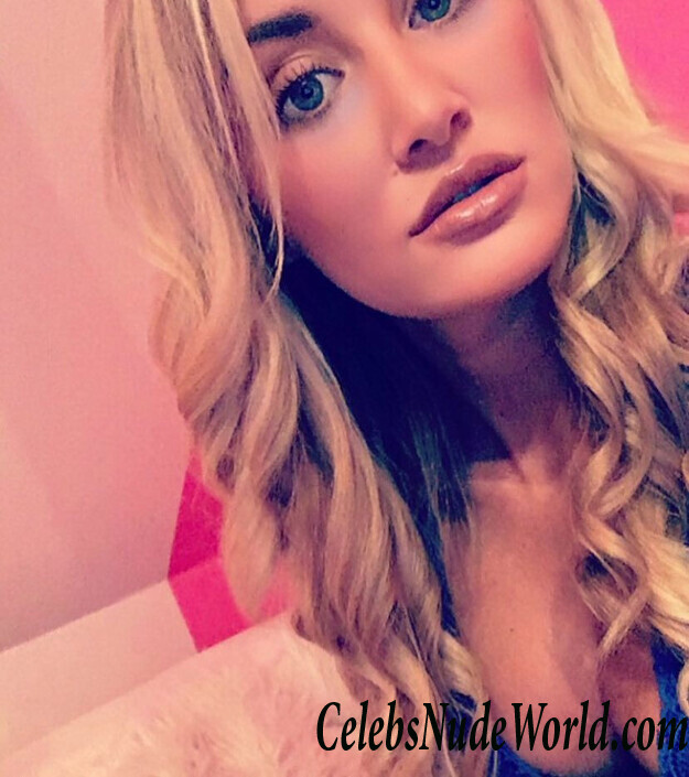 Julia Prokopy Hot 103878