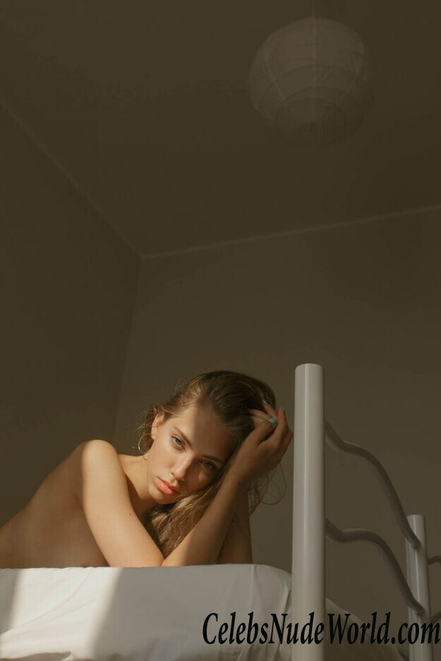 July Suntcova Nude 104279