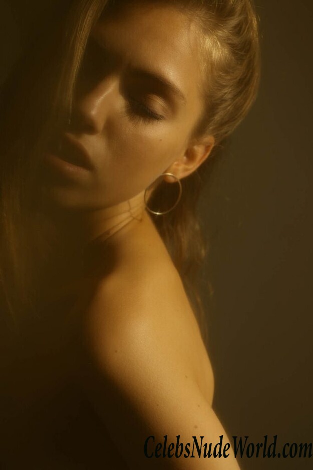 July Suntcova Nude 104288