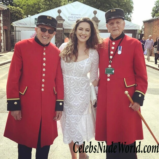 Kelly Brook Is A National Treasure 104931