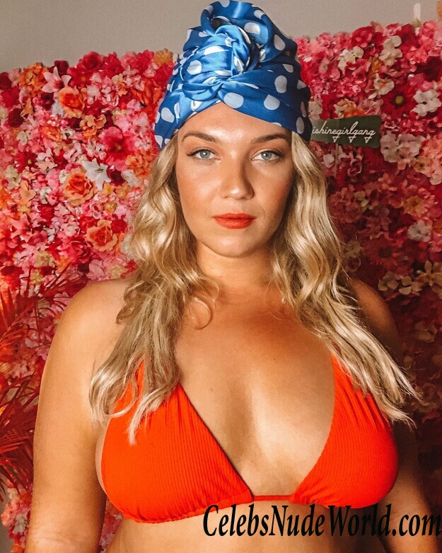 Kate Wasley Sexy 104979