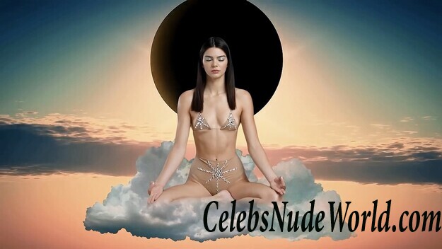 Sexy Photos of Kendall Jenner 105230