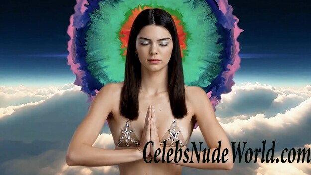 Sexy Photos of Kendall Jenner 105237