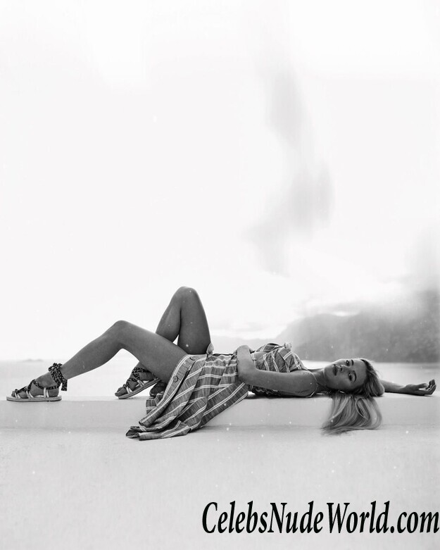 Julia Kuczynska Sexy 105988