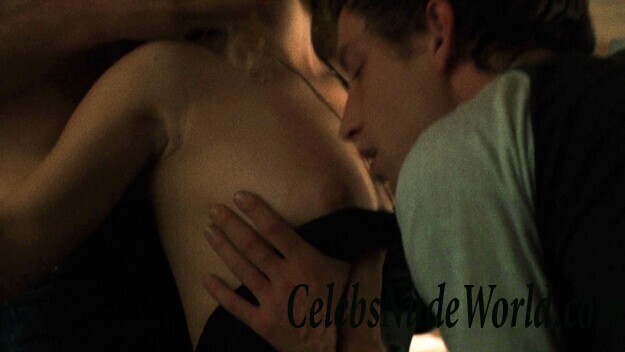 Juno Temple Nude Photos 106035