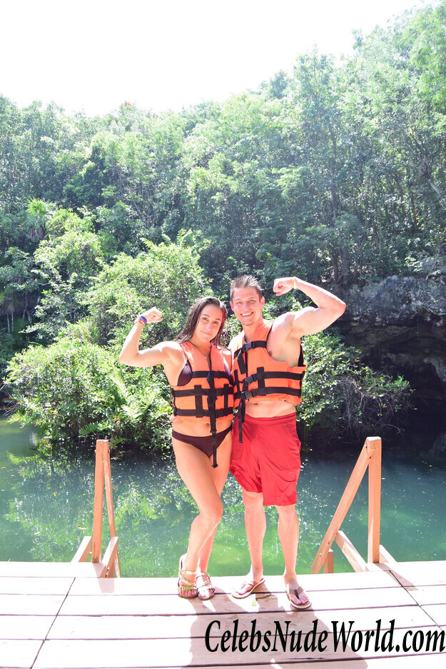 Jordyn Wieber Bikini 106065