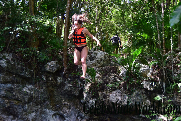 Jordyn Wieber Bikini 106077