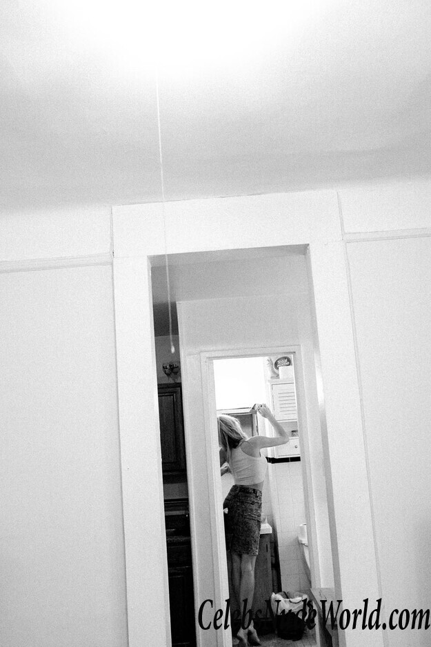 Hot photoset of Joy Corrigan 106535