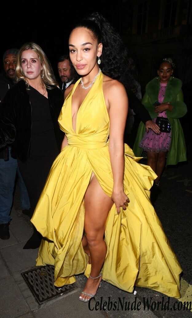 Jorja Smith Upskirt 106657