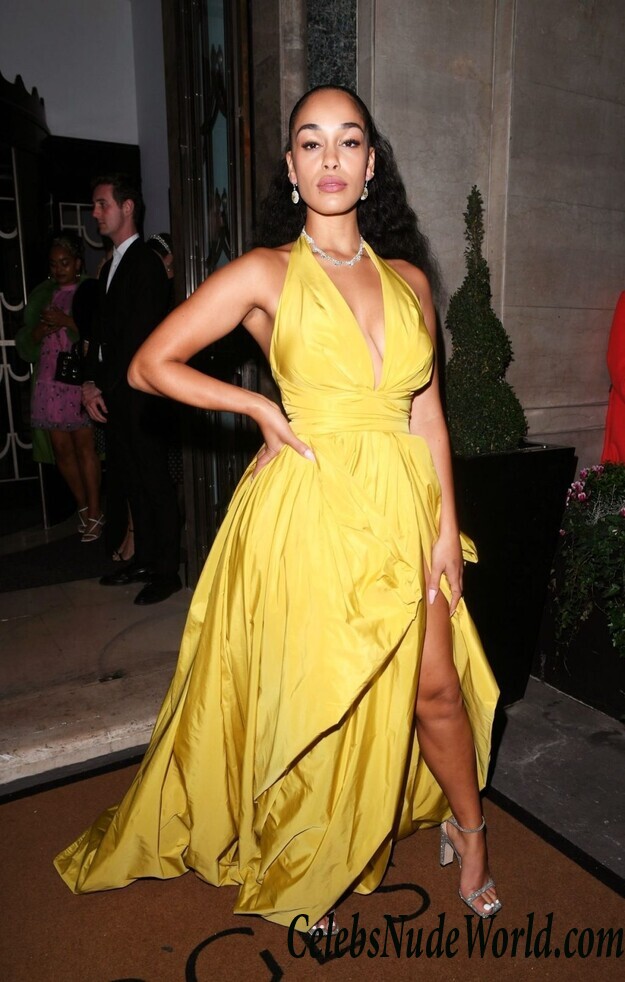 Jorja Smith Upskirt 106658