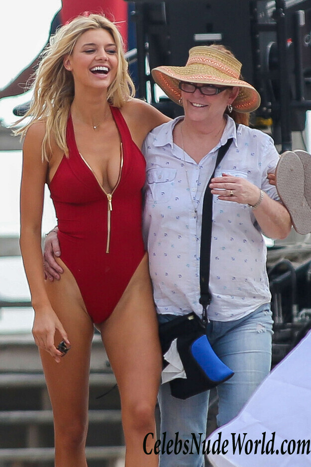 Hot pics of Kelly Rohrbach 106774