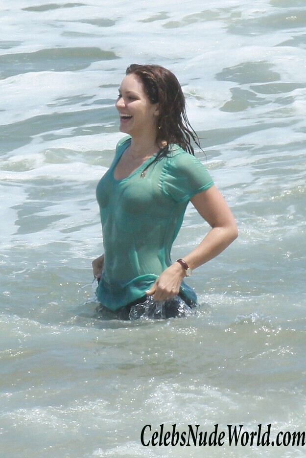 Wet pics of Katharine McPhee 106895