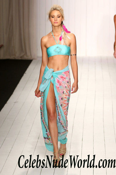 Josey Auguste Hot 107363