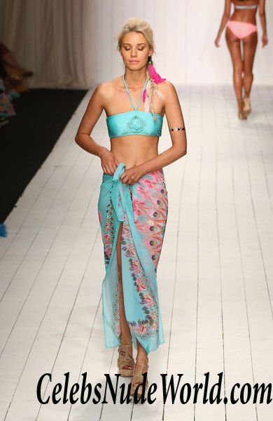 Josey Auguste Hot 107365