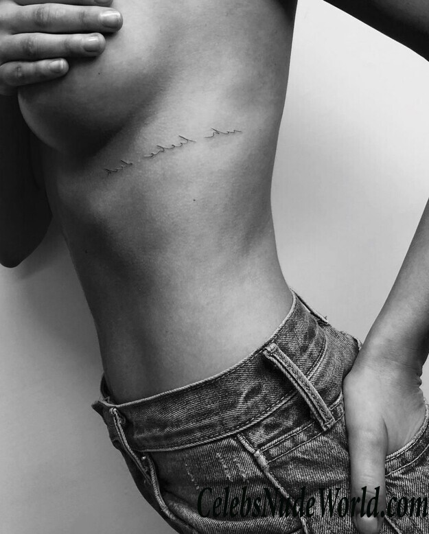 Josey Auguste Hot 107431