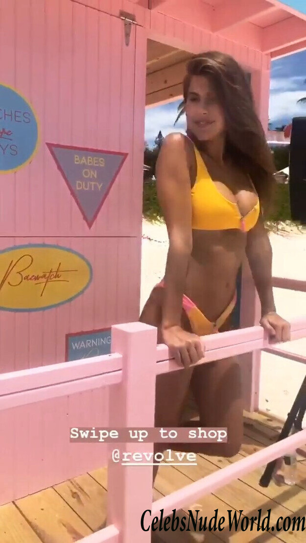 Kara Del Toro Topless 107821