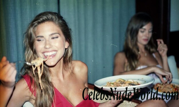 Kara Del Toro Topless 107822