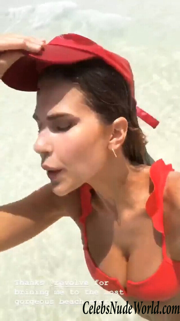 Kara Del Toro Topless 107896