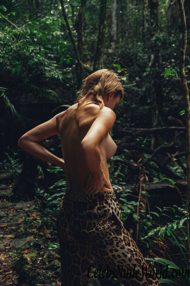 Kate Alexeeva Naked 108510