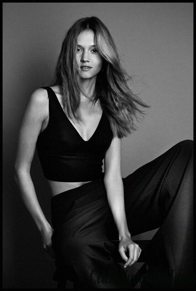 Johanna Szikszai Sexy 108790