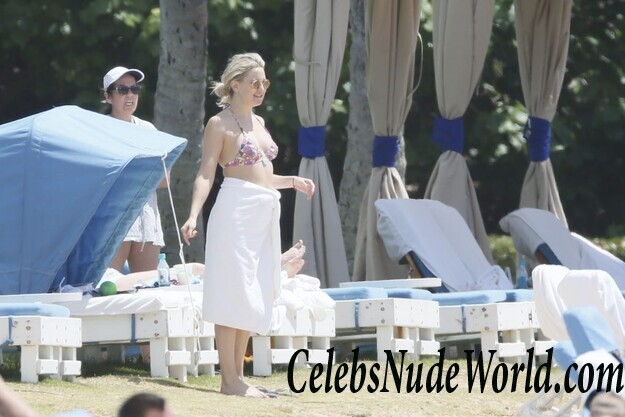 Kate Hudson Is Still Beautiful And Hot 110910