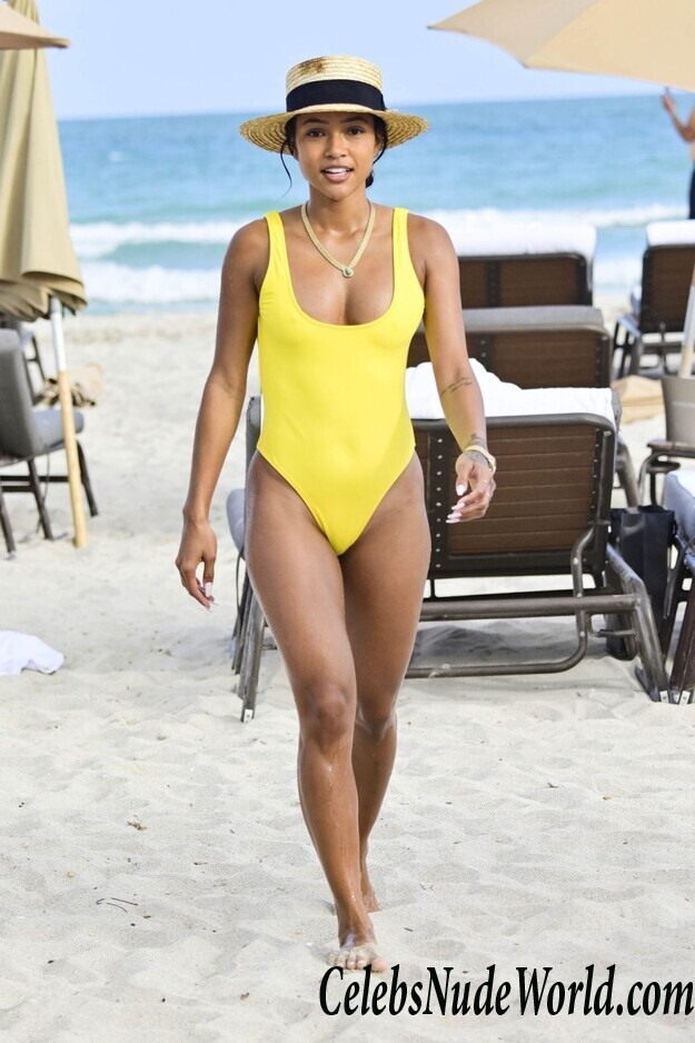 Karrueche Tran Sexy 111022