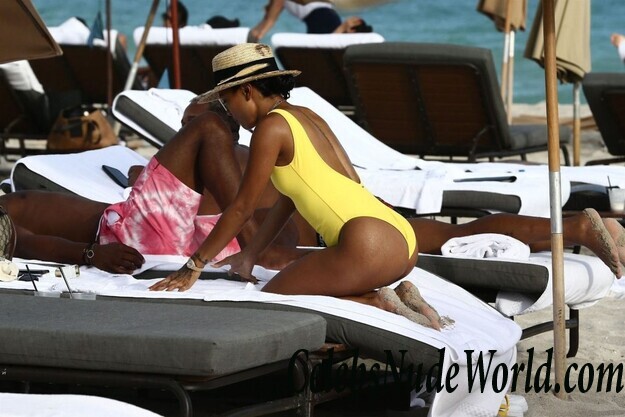 Karrueche Tran Sexy 111045