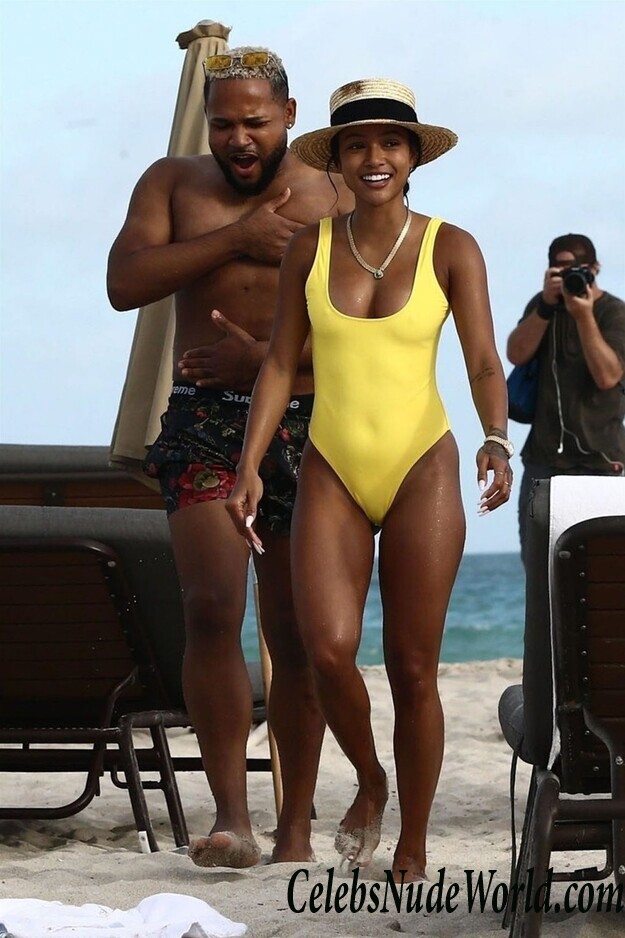 Karrueche Tran Sexy 111058