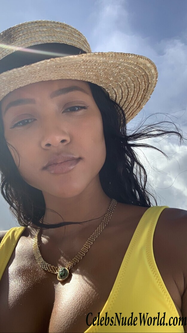 Karrueche Tran Sexy 111134